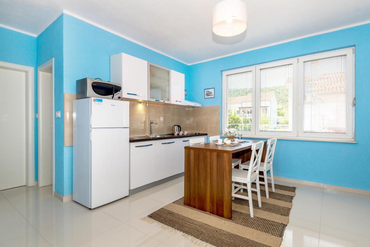 Kairos Apartamento Bilice Exterior foto